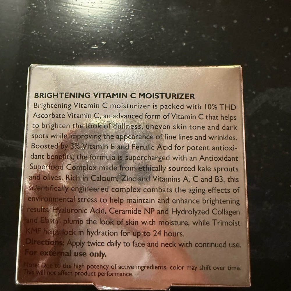Peter Thomas Roth Moisturizer - Picture 9 of 9